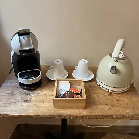 Le 19 - Patio 34m2 - Centre Historique - Clim Hotel Langeac